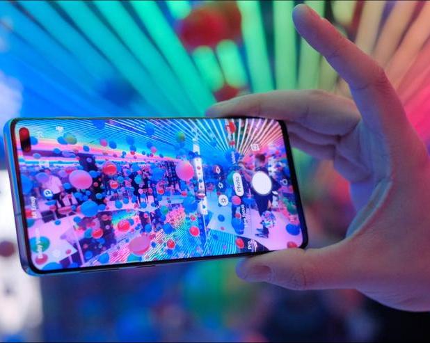 Amoled экран каждому!</p>
<p>Подборка 10 смартфонов с AMOLED, которые можно купить на Aliexpress